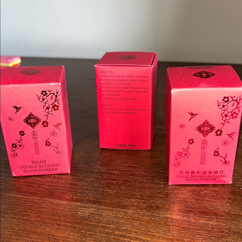 Double-Blessing Blush Powder - Coral Red
